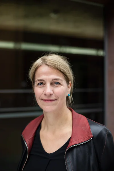 Portraitfoto von Prof. Dr. Katja Arzt