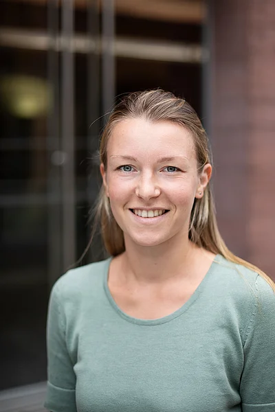 Portraitfoto von Laura Roos