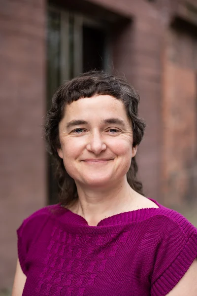 Portraitfoto von Angela Dichte