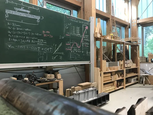 Holzwerkstatt der HNEE