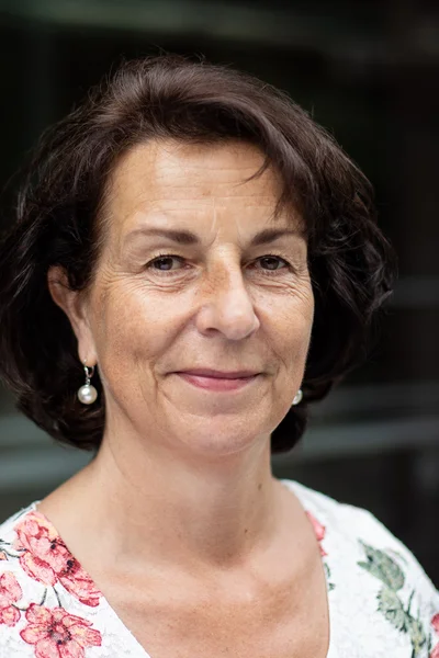 Portraitfoto von Claudia Schumann