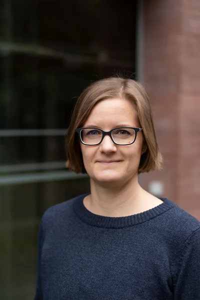 Portraitfoto von Dr. Josephine Jahn