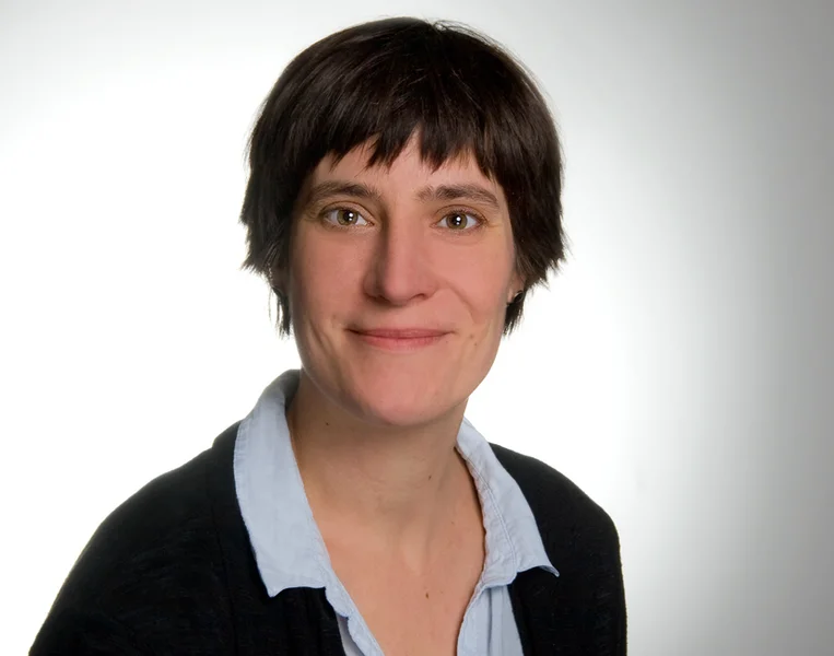 Portraitfoto von Dr. Evelyn Wallor