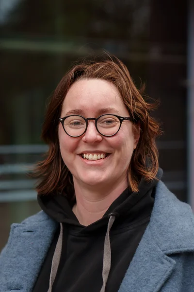 Portraitfoto von Claudia Lenz