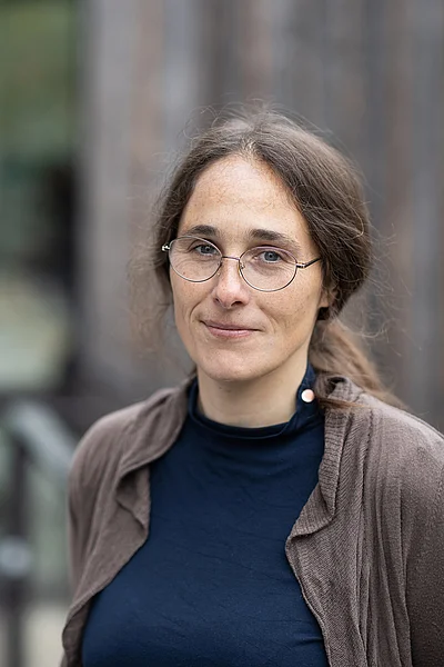 Portraitfoto von Johanna Hilsberg