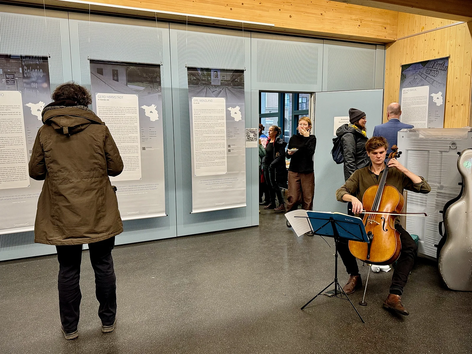 Ausstellungseröffnung [KEIN SCHÖNER LAND] - Todesopfer rechter Gewalt in Brandenburg