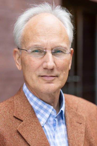 Portraitfoto von Prof. Dr.  Jörn Mallok