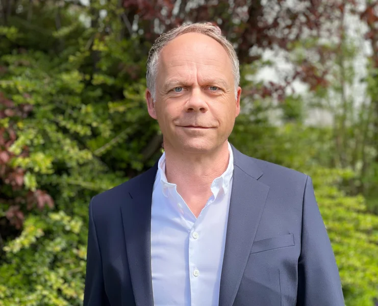 Portraitfoto von Prof. Dr. Jens Pape