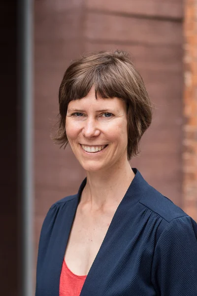 Portraitfoto von Dr. Anke Strauß